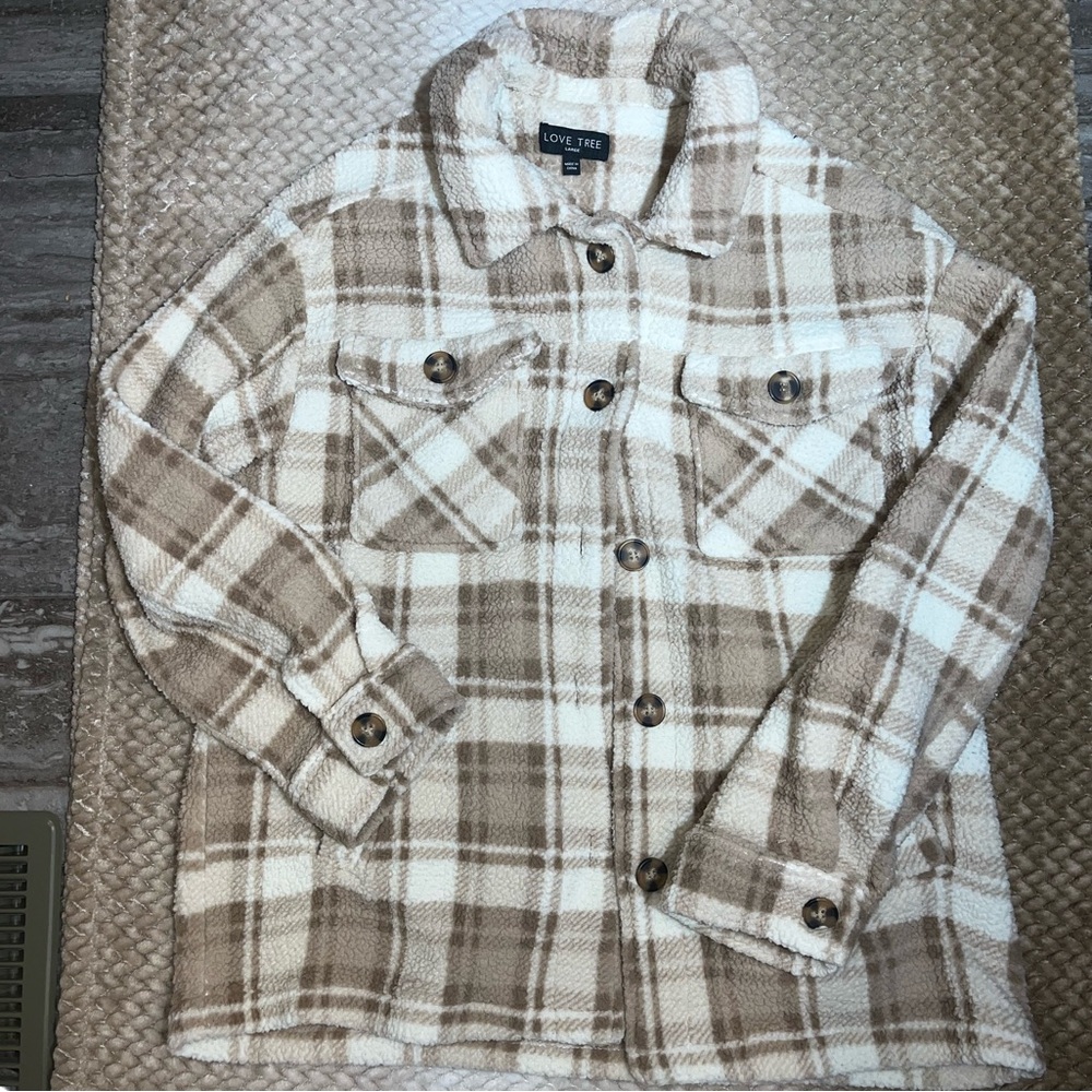 Love Tree Tan and Cream Fleece Jacket